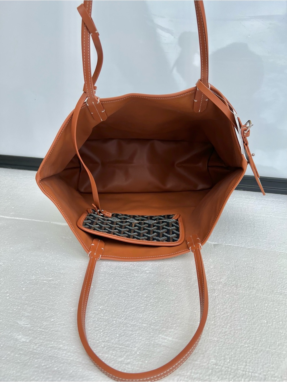 Goyard Tote Bag with Matching Pouch - Picture 13 of 16